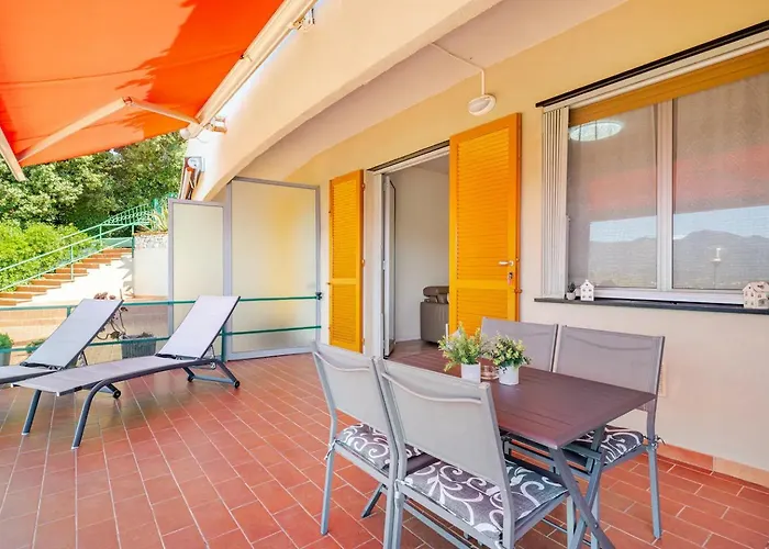 Nido Tra Gli Ulivi Apartment *